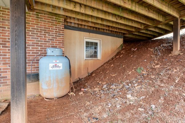 913 Kanawha Ridge Rd, House other with 3 bedrooms, 2 bathrooms and null parking in Dugspur VA | Image 42