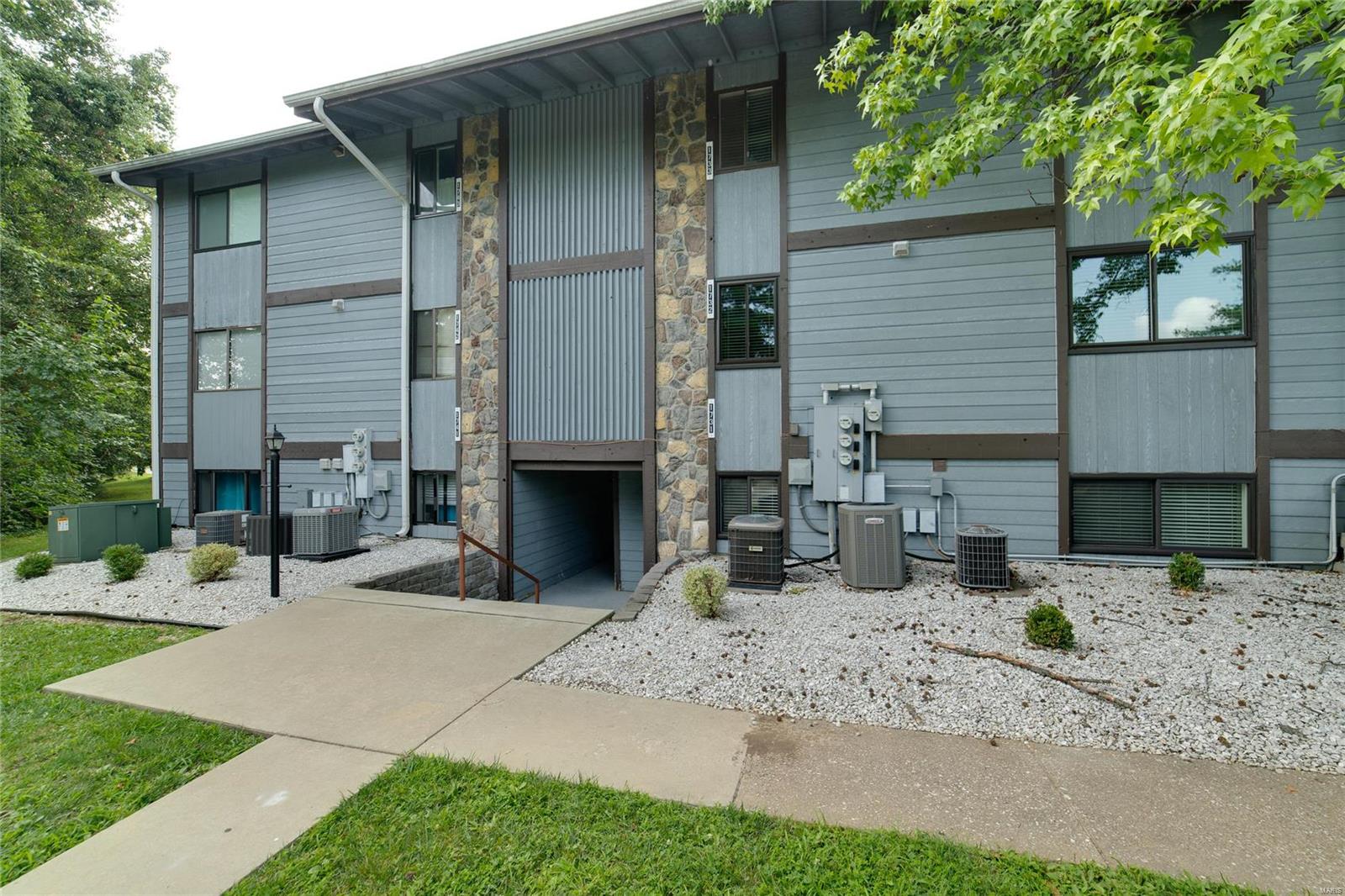 Gascony Parc Dr, Lake Saint Louis, MO 63367
