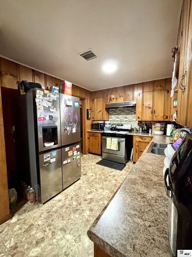 1608 S 8 Th St, House other with 3 bedrooms, 1 bathrooms and null parking in Monroe LA | Image 5