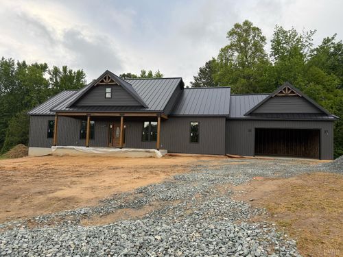 2794 Cow Rd, Buffalo Junction, VA, 24529-3515 | Card Image