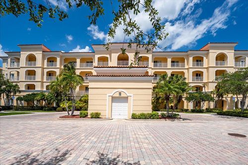 102-18 W Harbour Isle Drive W, Fort Pierce, FL, 34949 | Card Image