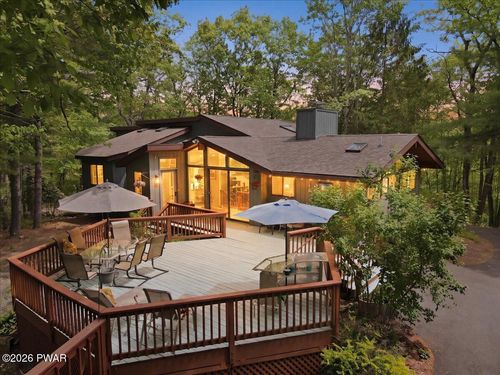 206 Canoe Brook Dr, Hawley, PA, 18428 | Card Image