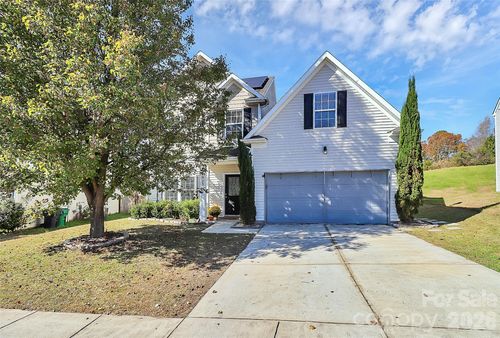 7923 Mossycup Dr, Charlotte, NC, 28215-7159 | Card Image