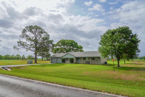 9747 N County Road 393, Louise, TX, 77455 | Card Image