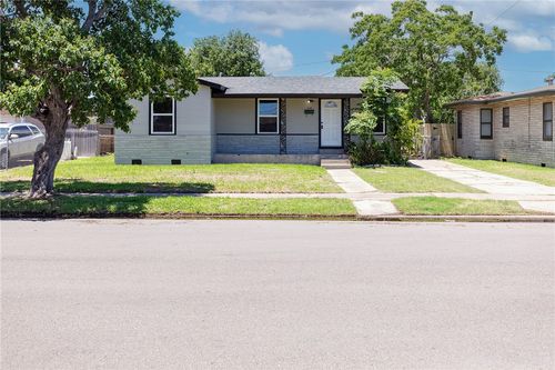 638 Sharon Dr, Corpus Christi, TX, 78412-2922 | Card Image