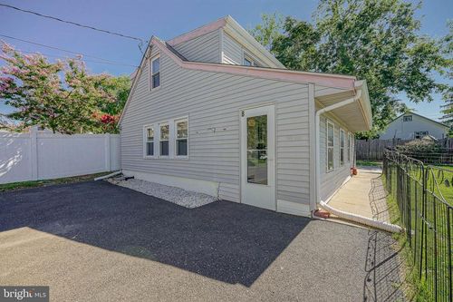 b-136 N Read Ave, RUNNEMEDE, NJ, 08078-1650 | Card Image