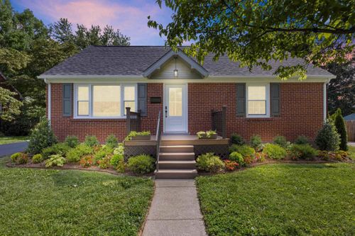 286 Hill N Dale Rd, Lexington, KY, 40503-2207 | Card Image