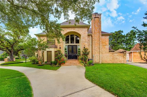714 Last Arrow Dr, Houston, TX, 77079-4205 | Card Image