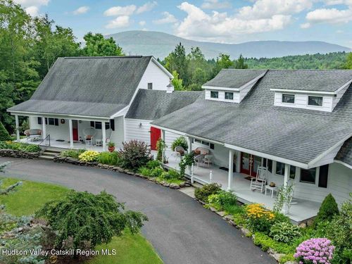 9399 Nauvoo Rd, Windham, NY, 12496-5200 | Card Image