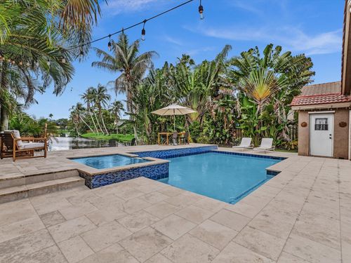 10310 Santiago St, Hollywood, FL, 33026-4561 | Card Image