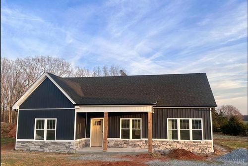 3 Leesville Road, Lynch Station, VA, 24571 | Card Image