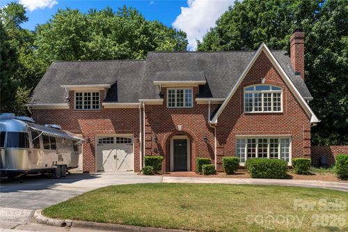 270 Sunset Dr Se, Concord, NC, 28025-3632 | Card Image