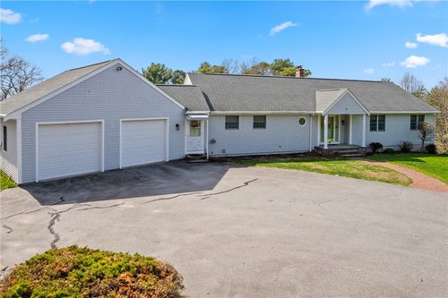 36 High Street, Freetown, MA, 02702 | Card Image