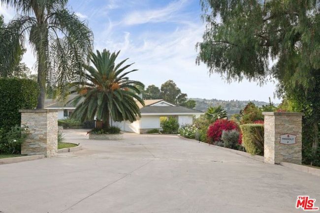 2 Pine Tree Ln, House other with 7 bedrooms, 8 bathrooms and 9 parking in Rolling Hills CA | Image 35