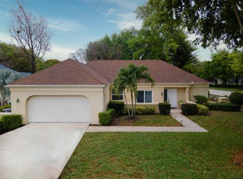 10195 Greentrail Dr N, Boynton Beach, FL, 33436-4405 | Card Image