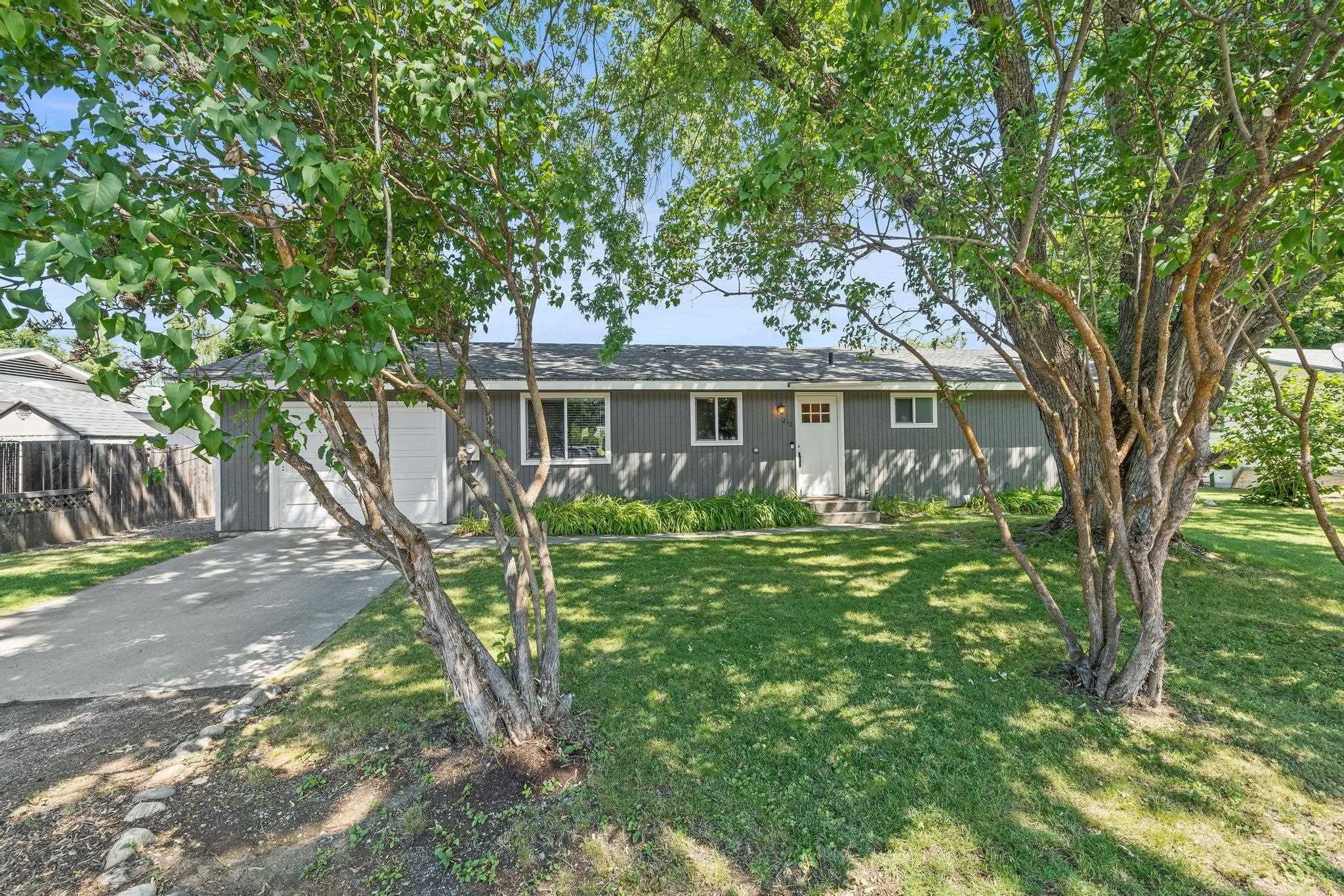 Evergreen Dr, Kettle Falls, WA 99141