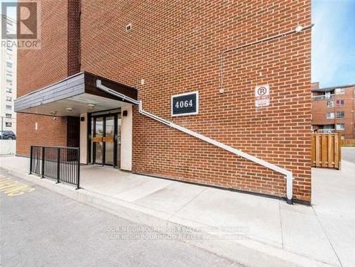 205-4064 Lawrence Ave E, Scarborough, ON, M1E4V6 | Card Image