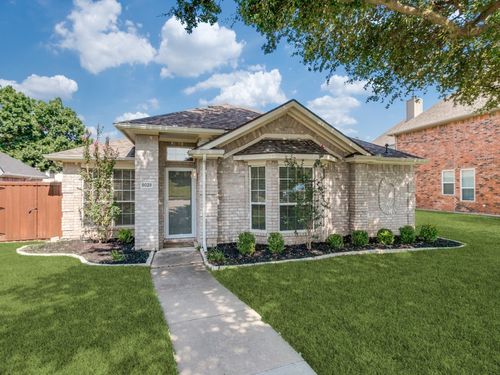 8028 Alderwood Dr, Plano, TX, 75025-4028 | Card Image