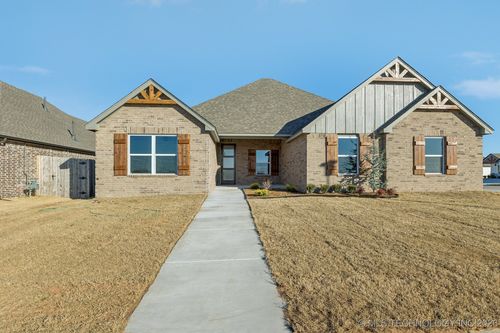 23277 E 107th St S, Broken Arrow, OK, 74014-6371 | Card Image
