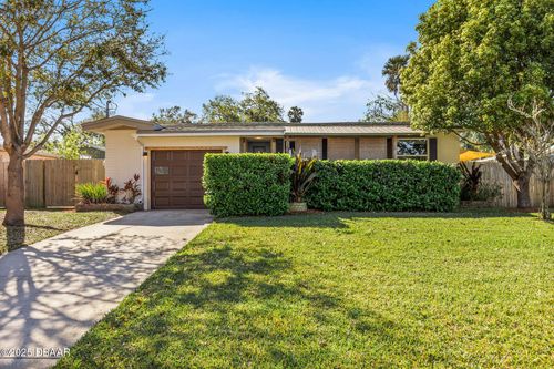 617 S Flamingo Dr, Holly Hill, FL, 32117-3329 | Card Image