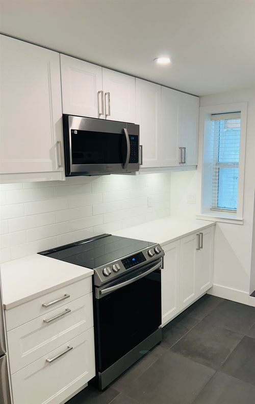 17291 1 Ave, Surrey, BC, V3Z | Card Image