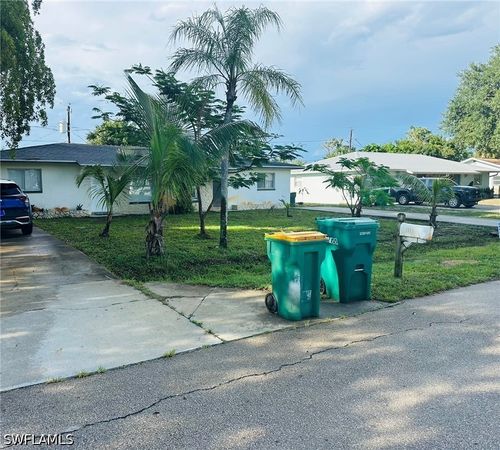 1171 S Alhambra Cir, NAPLES, FL, 34103-3207 | Card Image