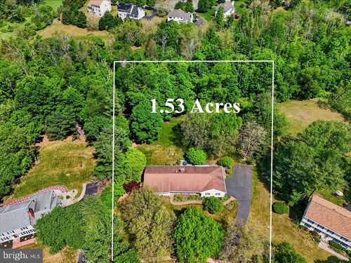 54 Platz Dr, SKILLMAN, NJ, 08558-1812 | Card Image