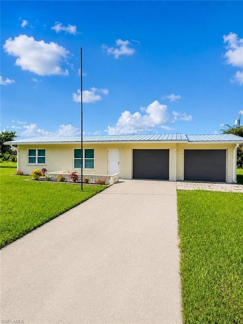 28017 Pasadena Dr, Punta Gorda, FL, 33955-3058 | Card Image