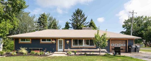 1275 W Fremont Rd, Port Clinton, OH, 43452-9175 | Card Image