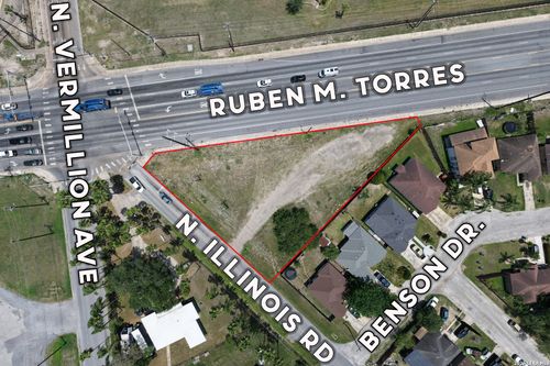 802 Benson, Brownsville, TX, 78521 | Card Image