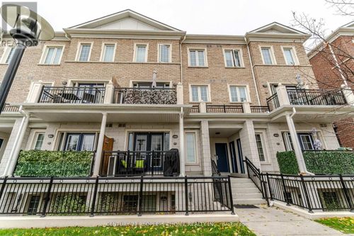 d12-26 Bruce St, Woodbridge, ON, L4L0H4 | Card Image