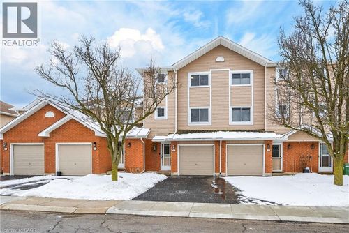 47-386 Highland Road W, Stoney Creek, ON, L8J3P9 | Card Image