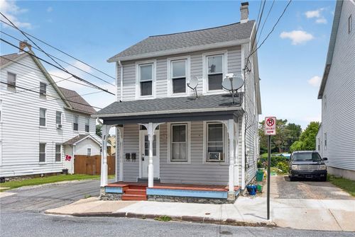 21 E Ettwein St, BETHLEHEM, PA, 18018-2858 | Card Image