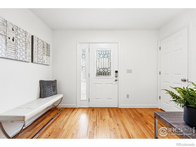 now that we have your attention, lets review in detail. come inside 803 Ithaca and prepare to feel at home. | Image 6