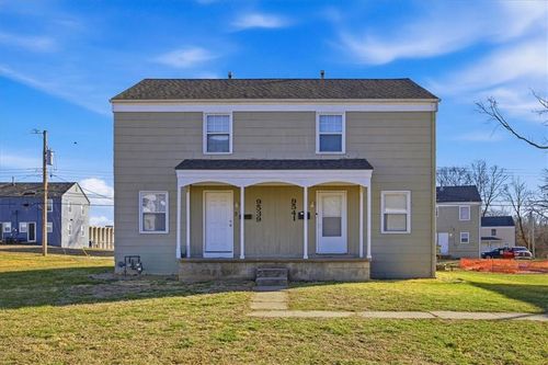 9539-9541 Charlotte St, Kansas City, MO, 64131-3004 | Card Image