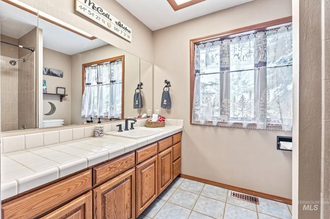 14060 Deerfield Rd, House other with 4 bedrooms, 4 bathrooms and 12 parking in Mccall ID | Image 18