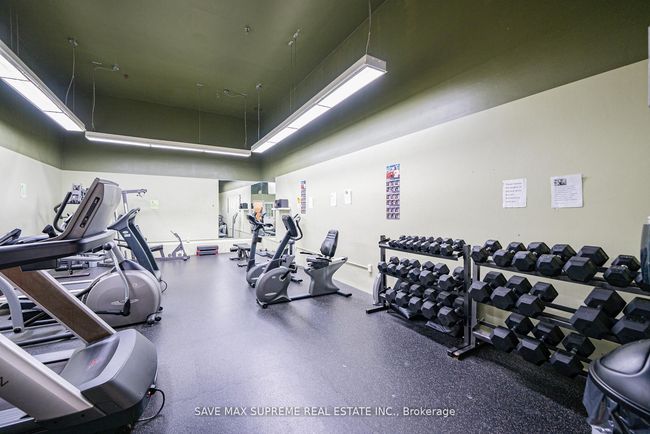1507 - 5 Lisa St, Condo with 3 bedrooms, 2 bathrooms and 1 parking in Brampton ON | Image 37