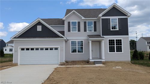 3753 Golden Wood Way, Green, OH, 44685-9599 | Card Image