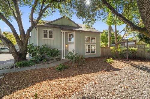  Pinebrook Place, Santa Rosa, CA, 95403 | Card Image