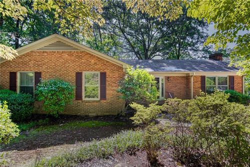 2305 Musket Ln, Greensboro, NC, 27455-1820 | Card Image