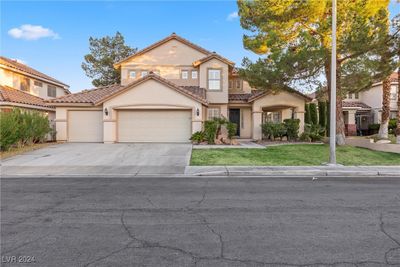 2531 El Paso Grande Avenue, House other with 4 bedrooms, 3 bathrooms and null parking in Henderson NV | Image 2