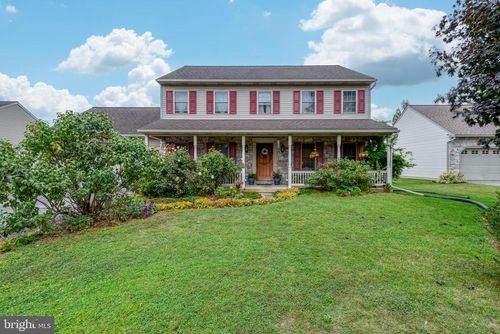 323 Enterprise Dr, Bird In Hand, PA, 17505-9632 | Card Image