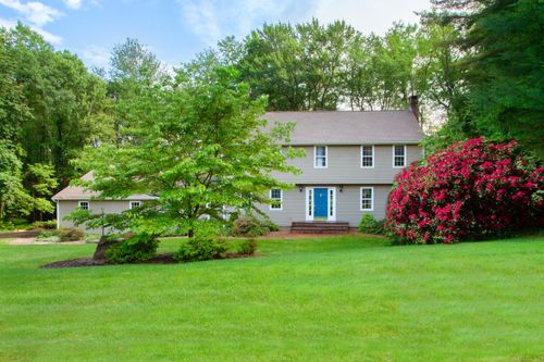 41 Blue Ridge Dr, Weatogue, CT, 06089-9787 | Card Image