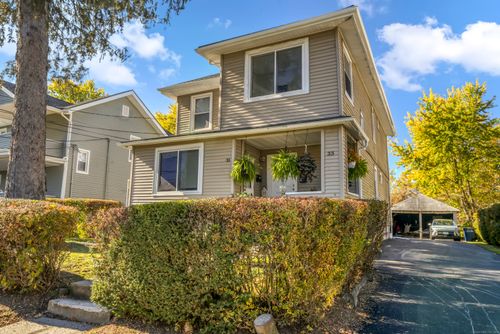 31 Clermont St, Hartford, CT, 06106-3904 | Card Image