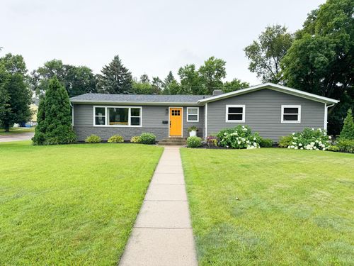 526 E Bancroft Ave, Fergus Falls, MN, 56537-3007 | Card Image