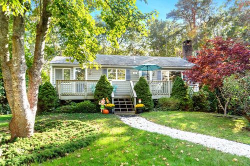 142 Winslow Gray Rd, West Yarmouth, MA, 02673-3600 | Card Image