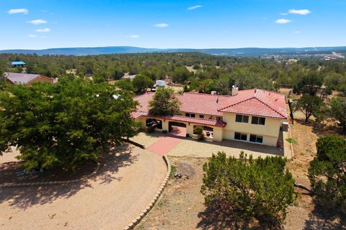 6 Autumnwood Ct, Edgewood, NM, 87015-7866 | Card Image