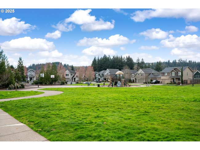 15264 Se Eckert Ln, House attached with 3 bedrooms, 3 bathrooms and 1 parking in Damascus OR | Image 33