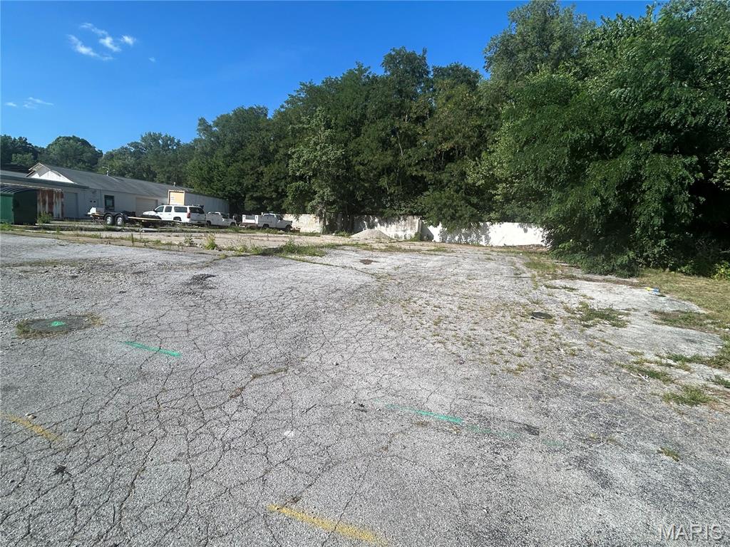 1238 Truman Blvd, Crystal City, MO 63019-1333