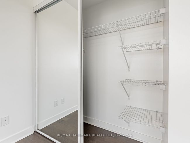 1702 - 58 Orchard View Blvd, Condo with 2 bedrooms, 1 bathrooms and null parking in Toronto ON | Image 17